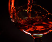 Study shows red wine could simulate effects of healthy diet, exercise